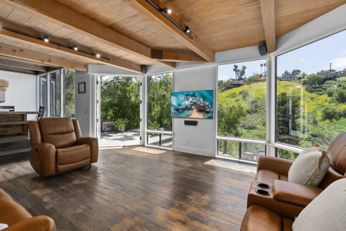 Residential Premium Image