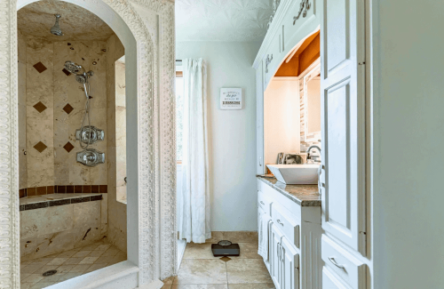 Residential Premium Image