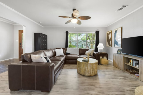 Residential Premium Image