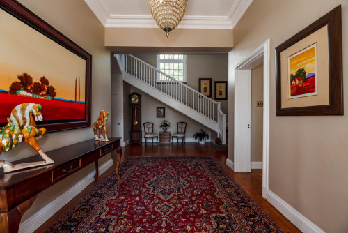 Residential Premium Image