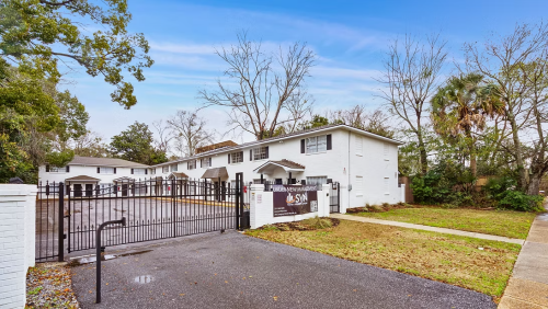 Residential Premium Image