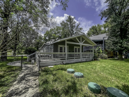 Residential Premium Main Image