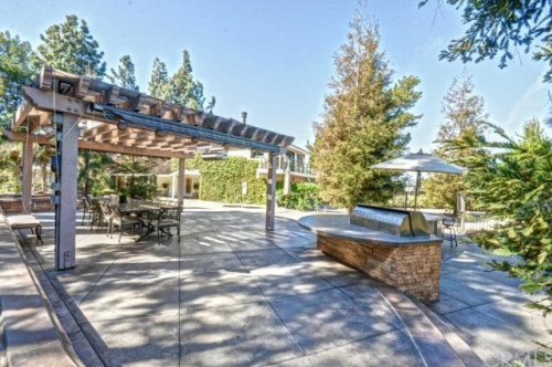 Residential Premium Image