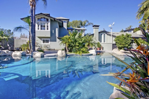 Residential Premium Image