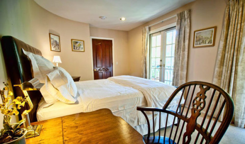 Residential Premium Image