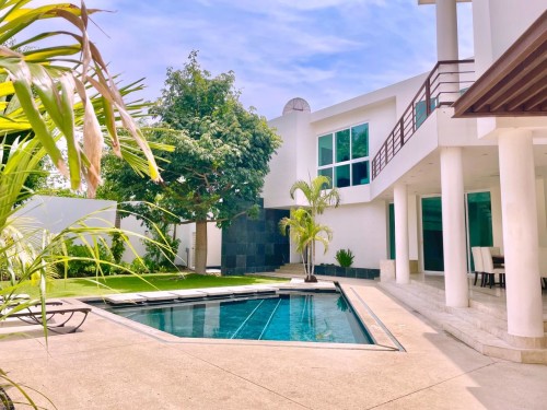 Residential Premium Main Image