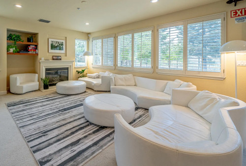 Residential Premium Image