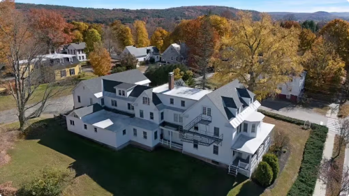 Residential Premium Image