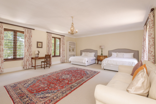 Residential Premium Image