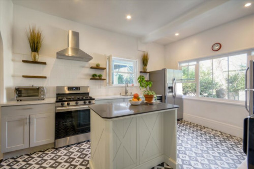 Residential Premium Image