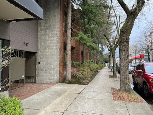 Residential Premium Main Image