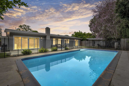 Residential Premium Main Image