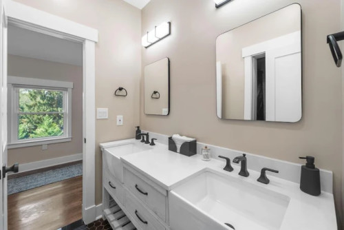 Residential Premium Image