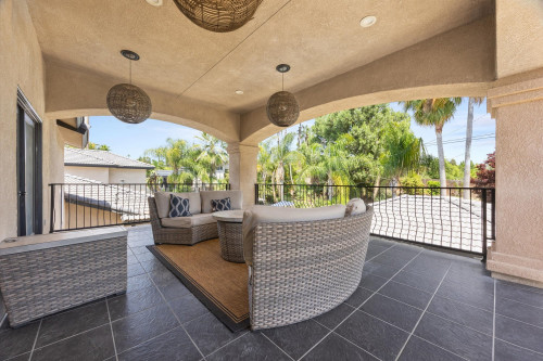 Residential Premium Image