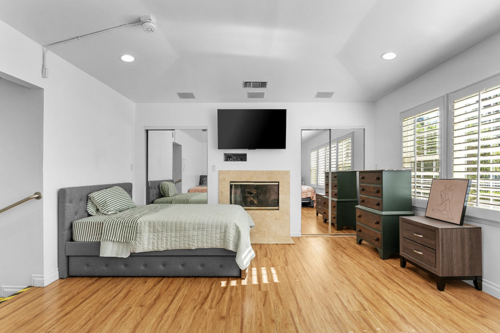 Residential Premium Image