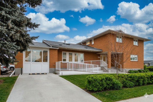 Residential Premium Main Image