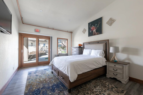 Residential Premium Image