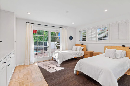 Residential Premium Image