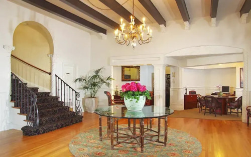 Residential Premium Image