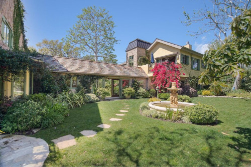 Residential Premium Image