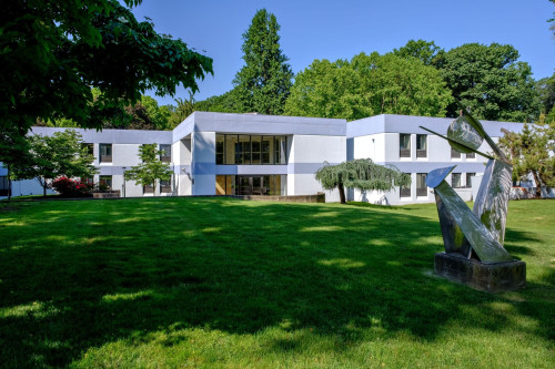 Residential Premium Image