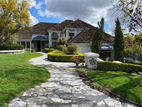 Residential Premium Image