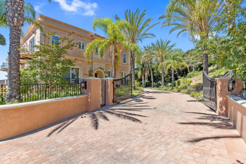 Residential Premium Main Image