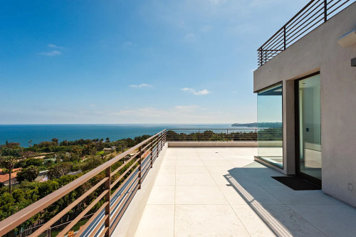 Residential Premium Image