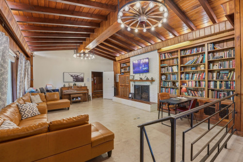 Residential Premium Image