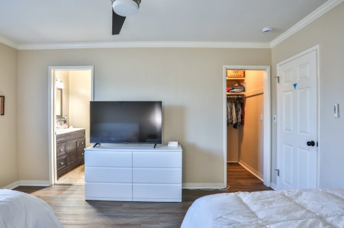 Residential Premium Image