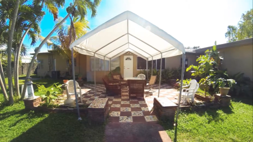 Residential Premium Image