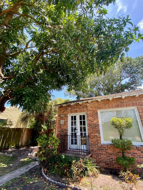 Residential Premium Image