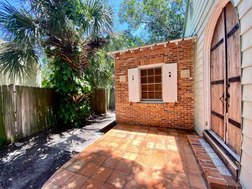 Residential Premium Main Image
