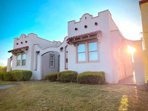 Residential Premium Main Image