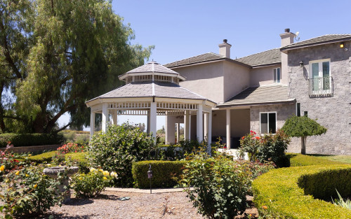 Residential Premium Main Image