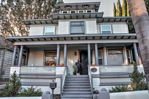 Residential Premium Main Image