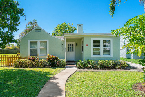Residential Premium Image