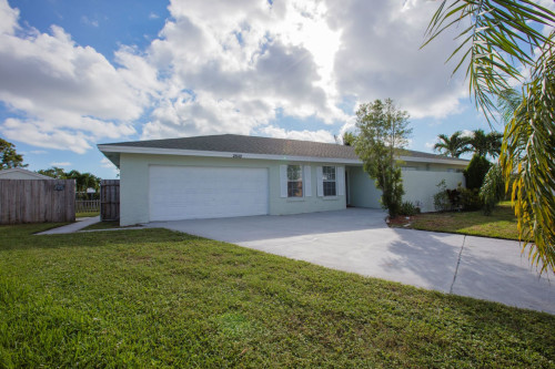 Residential Premium Image