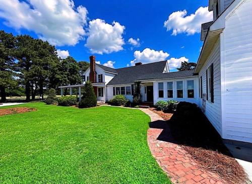 Residential Premium Image