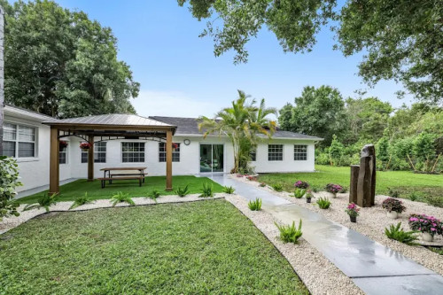 Residential Premium Image