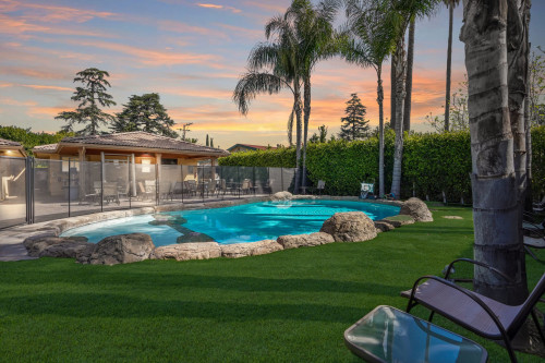 Residential Premium Image