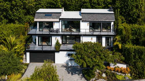 Residential Premium Image