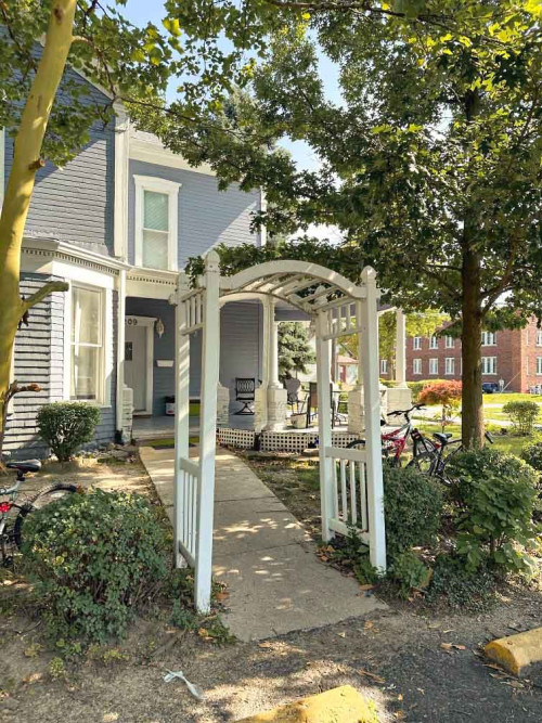 Residential Premium Image