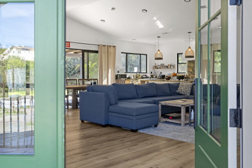 Residential Premium Main Image