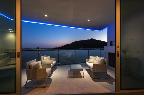 Residential Premium Image