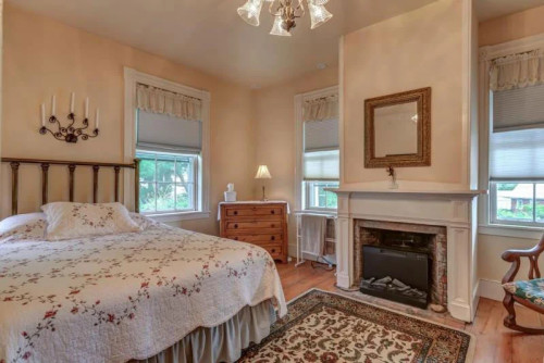 Residential Premium Image