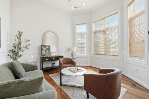 Residential Premium Image