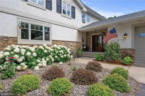 Residential Premium Image