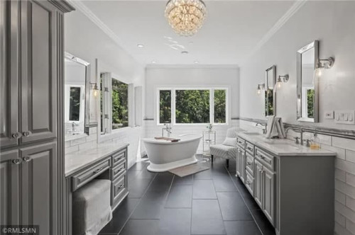 Residential Premium Image