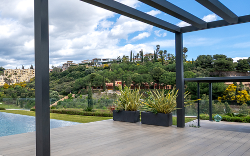 Residential Premium Image